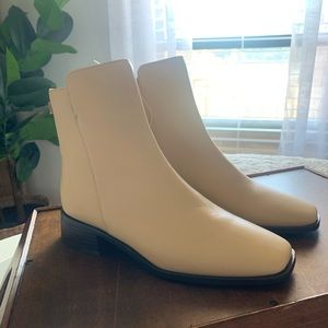 NWOT Womens Sam Edelman cream booties